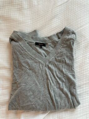 Quince Light Gray V-Neck Sweater